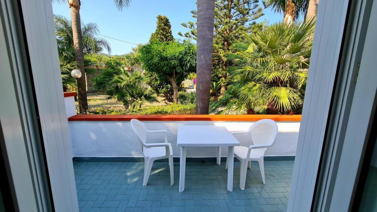 Bed and Breakfast Cocos Park Ischia Forio di Ischia Exterior foto