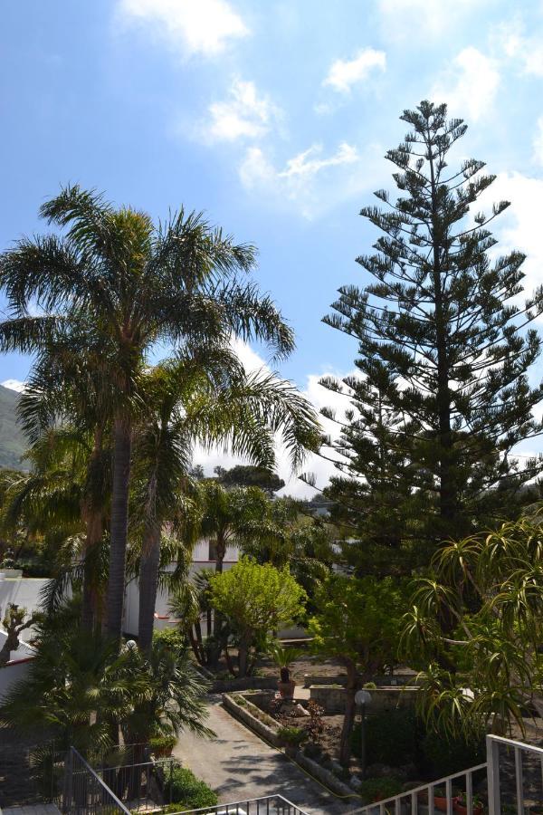 Bed and Breakfast Cocos Park Ischia Forio di Ischia Exterior foto