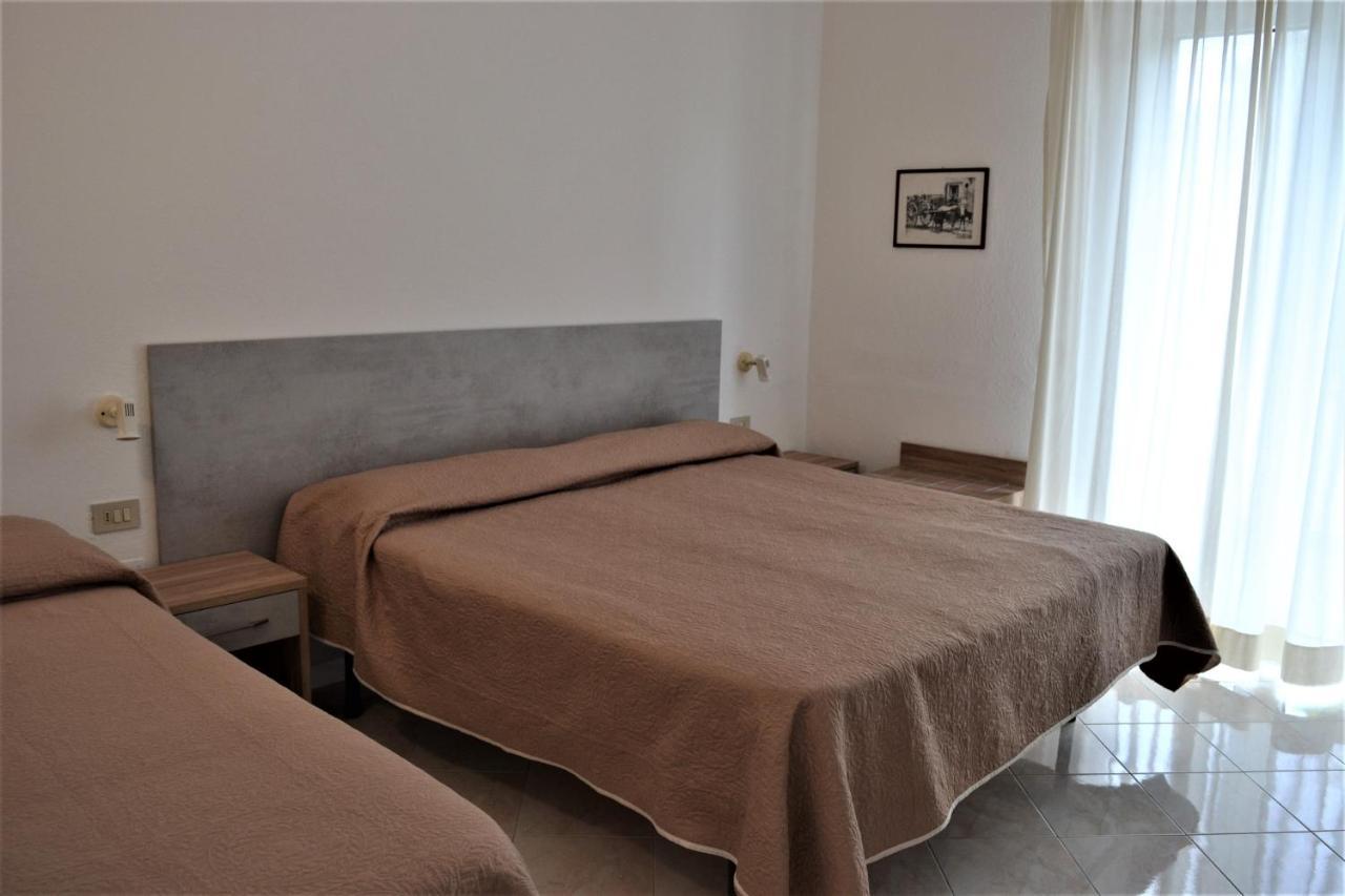 Bed and Breakfast Cocos Park Ischia Forio di Ischia Exterior foto